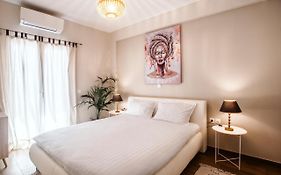 Kentia Fine Living Apartment
